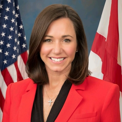 U.S. Senator for the great state of Alabama. Fighting to grow opportunity to hardworking families and preserve the Ameri...