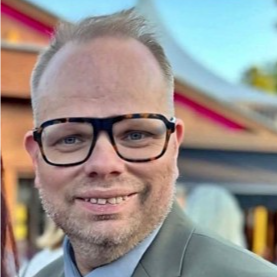 Die SPD ist zur Lachnummer verkommen.
Lasst sie uns gemeinsam verenden!