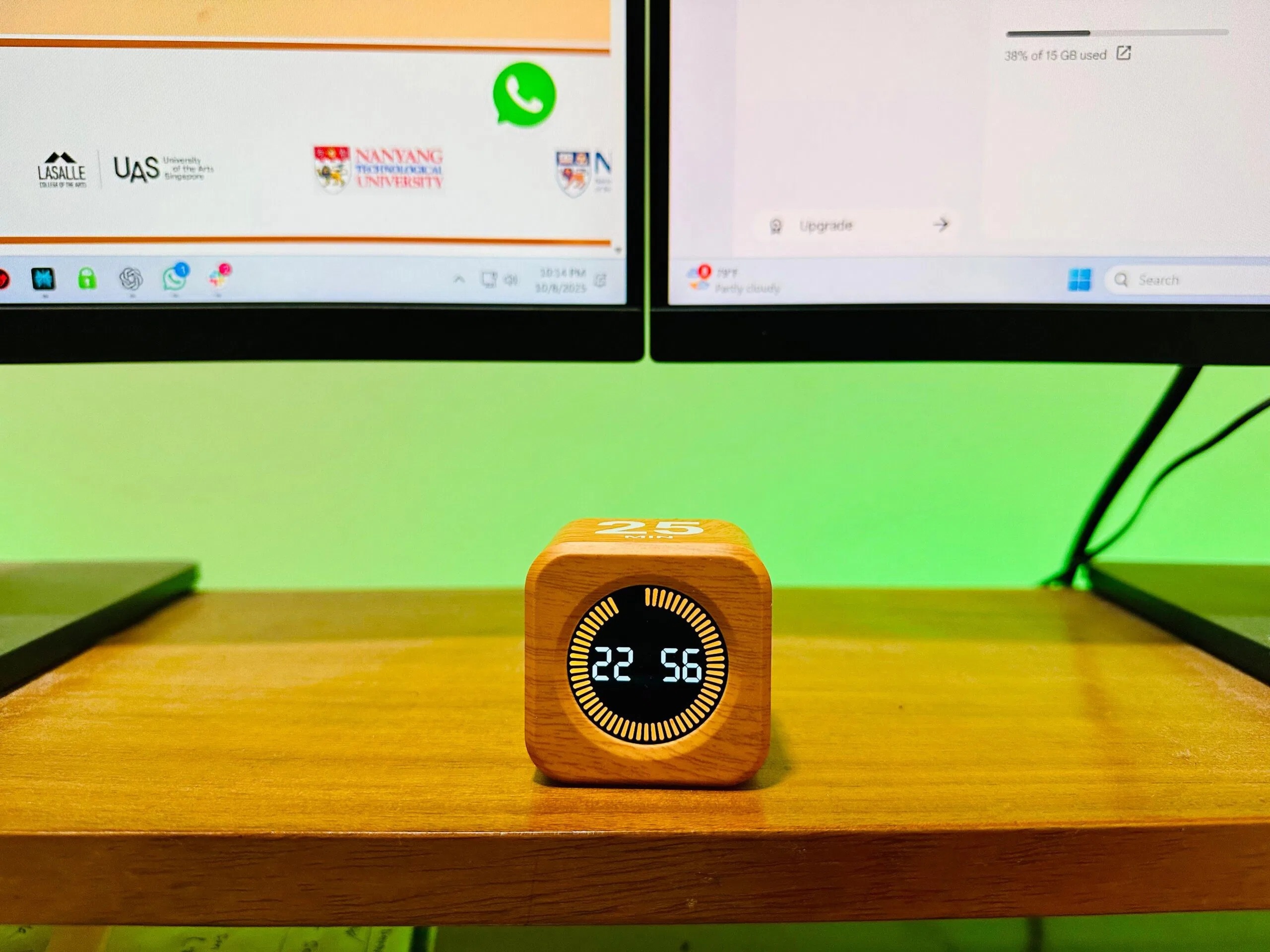 Pomodoro Timer Helps Students Study With Better Focus

A Pomodoro timer is helpful for students who ...