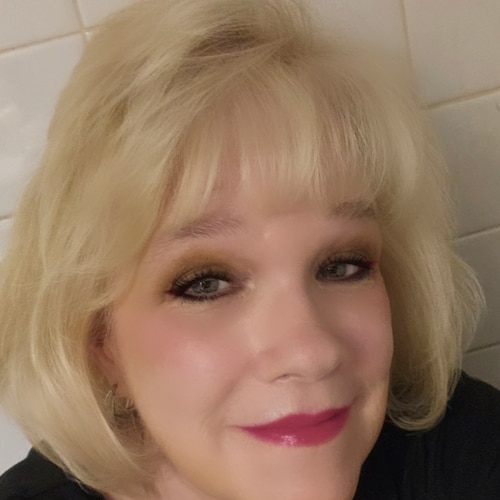 I love God, love my Country, love my husband I'm a Patriot, I'm a free thinker and no socialist is going to tell me what...