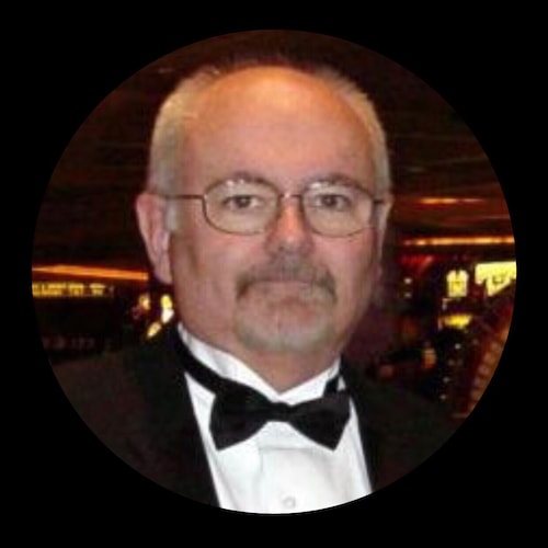 God • Family • Liberty • Freedom
Without fear or favor, Bob shares his common-sense perspective on news, politics, socia...