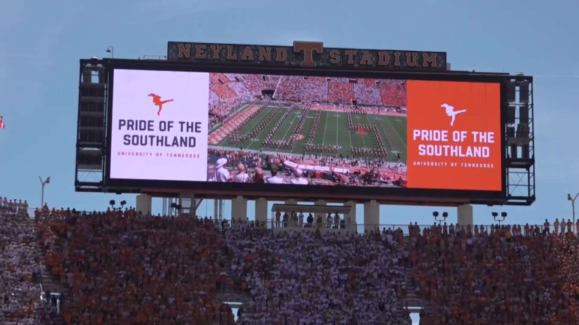 100,000 college football fans in a massive stadium just ROARED for Trump at the Texas v. Tennessee g...