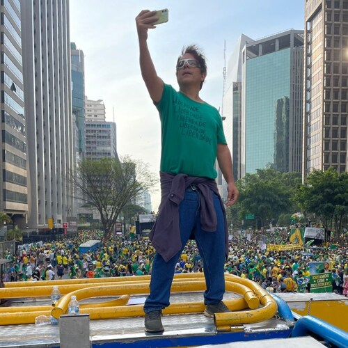 Verás que um filho teu não foge à luta