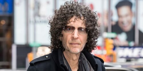 Howard Stern Believes Hospitals Should Turn Away COVID Anti-Vaxxers: ‘You’re Going to Go Home and Die’
Howard spent a portion of his Sirius XM radio show to once again rail against COVID-19 anti-vaxxers while also suggesting hospitals should turn them away.