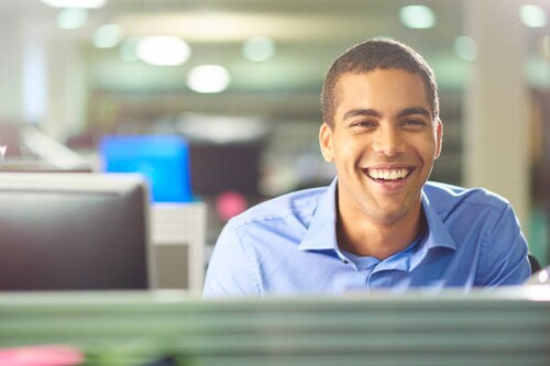 Stocks struggle as China rate cut sends oil tumbling    Reuters.com China cuts rates as lockdowns an...