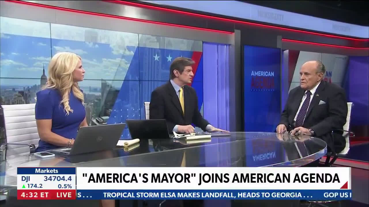 RT @newsmax: .@RudyGiuliani: Social media companies "contend they're private, I contend, garbage, th...