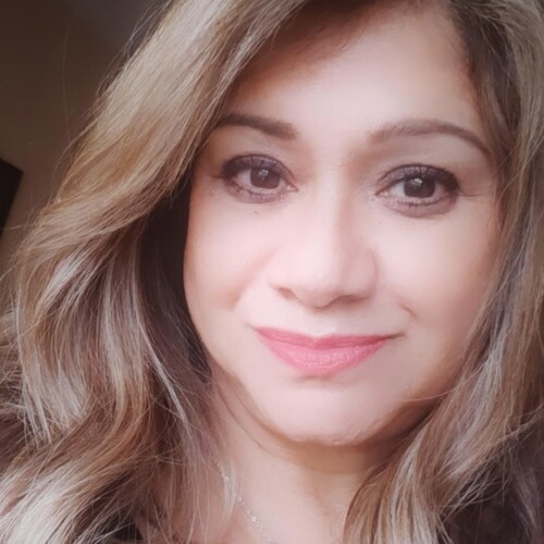 Conservative  Texas  girl that loves Jesus, family and our counrty.