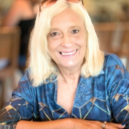 71 yr old Female native of  Florida