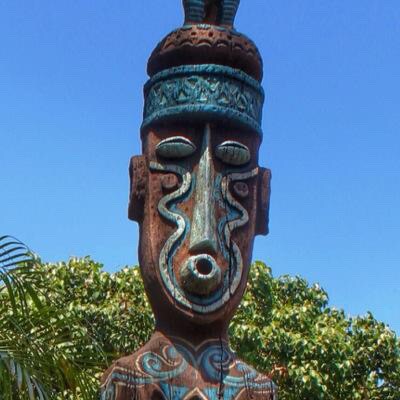 Photographer and teacher documenting life's adventures. My wife @lisathegeekmom is so much better at social media