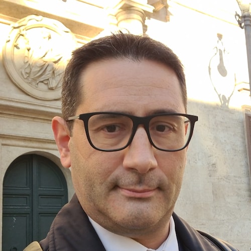 Ex deputato  Alternativa