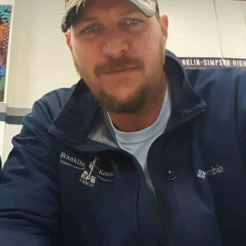 Libertarian. Normal guy, practical thinker and an advocate for finding the common ground in all the issues dividing us.