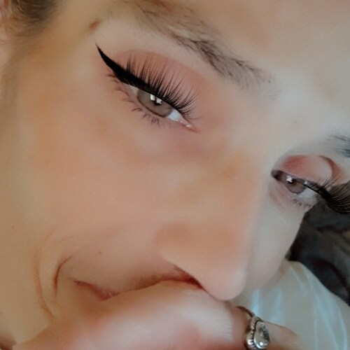 Strong, Independent and can definitely hold my own! Don't like injustice and will help fight for what is right!