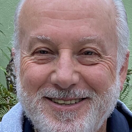 Professor de Física e  Matemática;  Liberal e Conservador; Consultor; Mestre em Inovação e Tecnologia; Pós Graduado em G...