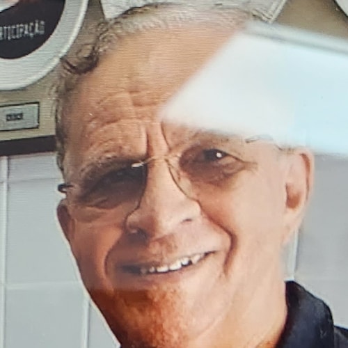 Deus, Família, Pátria e Liberdade.Advogado. Gosto de postar por intuição. Detesto a injustiça, a mentira, a desonestidade.