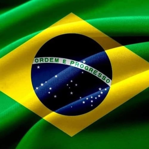 Sou direita até a morte. E depois também.
100% Bolsonaro