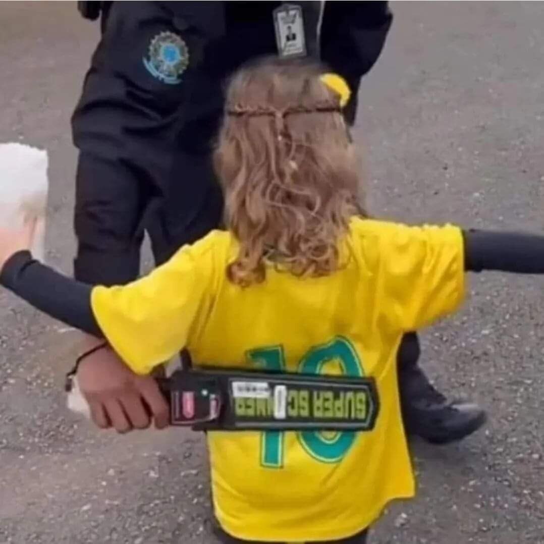 TORTURA NUNCA MAIS!

Um governo que começa com essa postura não termina bem. Às vezes, simplesmente ...