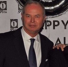 Author desde 2021, Master Real Estate desde 1989, ex military officer& still a gentleman, life is like La Grande Bellezz...