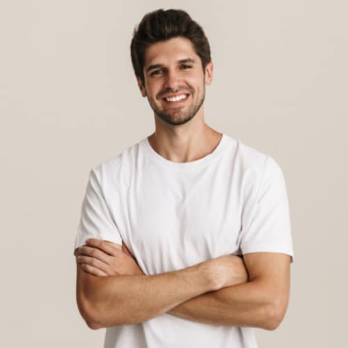 Tommy Carr is the CEO of Pauladeencookware.com, which offers reviews and sells Paula Deen cookware and other brands.
