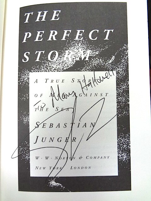 @DrNaomiRWolf @SteveBannon @TuckerCarlson @BrianOShea @robertfkennedyj  When Writers Are Right: A Ph...