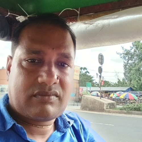 I am Rabindranath Maiti , I  live in India. My qualification  B com. i still working  private company.