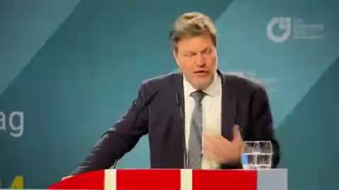 Wenn doch nur der unfehlbare Staat jeden Lebensbereich durchdringen könnte mit uneingeschränktem Ver...