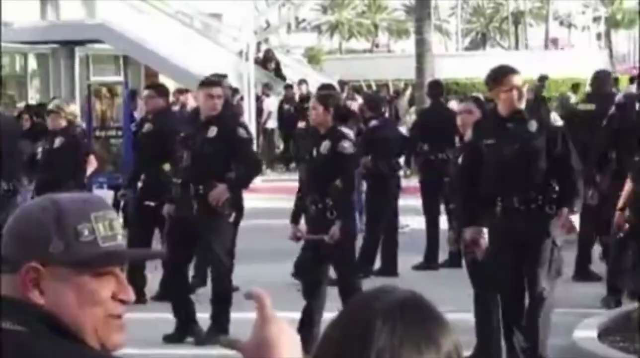 Southern California shopping mall closes early after the mall got taken over by fighting teens.

The...