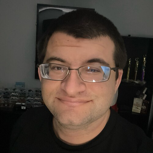 Age 30, Independent Journalist,Team #OpTicTexas #MAGA🇺🇸🦅 🎙☺️Founder of @CrewGTAP & http://YouTube.com/KyleMason