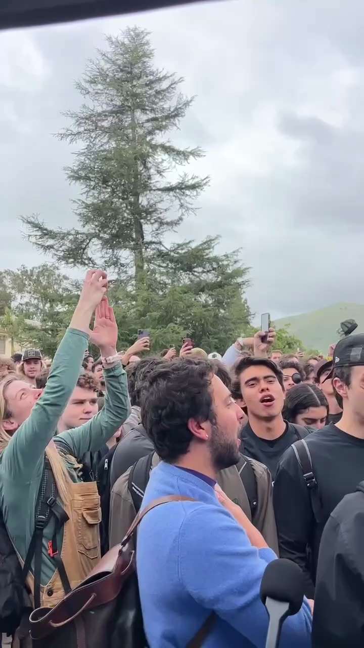 On college campuses, beyond the chaos and fem/lib humanities majors with nose piercings, you’re seei...