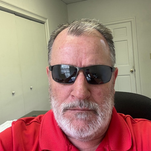 American by birth and Southern by the Grace of God.. Married 35 years my wife is Hot so if your looking for love ladies ...