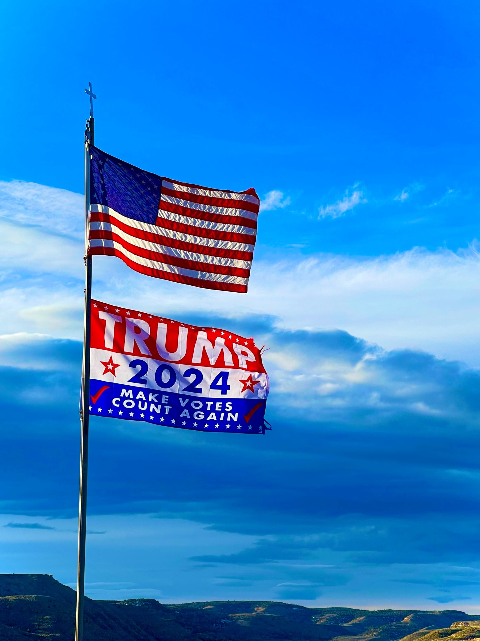 @realamericasvoice1 GM American Sunrise ❤️🤍💙