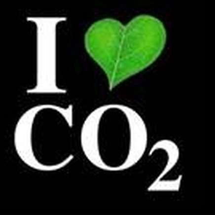 vielseitig interessierter Nichtsnutz,
oder neudeutsch:Faschisten/querdenk/nazi/friedens/schwurbler.