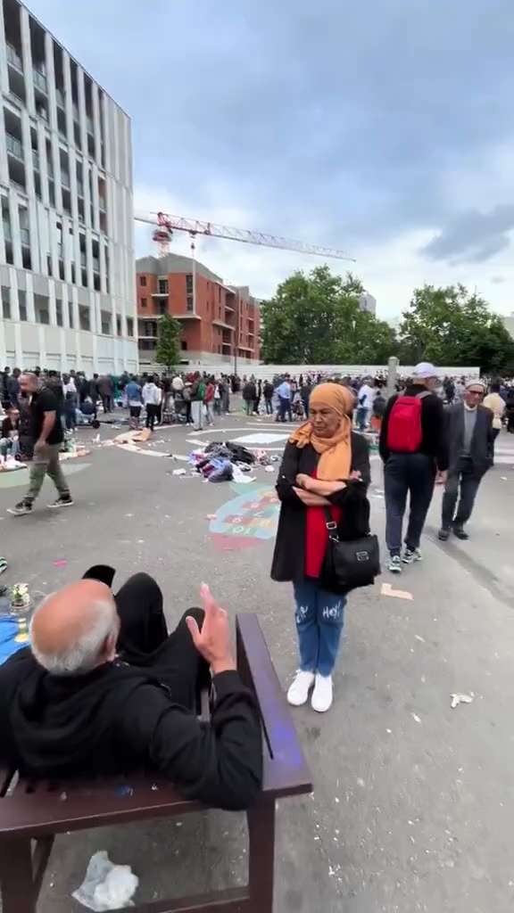 "Modern Toulouse" looks nice 👀