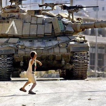 #戦後は存在しない 
#戦後は欺瞞と侵略の免罪符 
#天皇とアメリカと原発からの解放 
#9条がありながらアメリカの戦争に参加していた事実 
#戦後日本は新日本帝国主義 
#100年前に戻りアジアと仲良くしよう 
#FreePalestin...