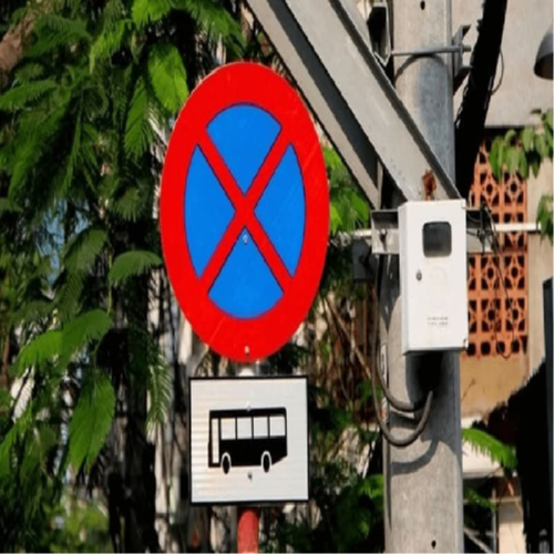 Website: https://nuoixe.vn/tin-tuc/bien-cam-dung
Biển cấm dừng được thiết kế để cấm mọi hành vi dừng xe trong phạm vi t...