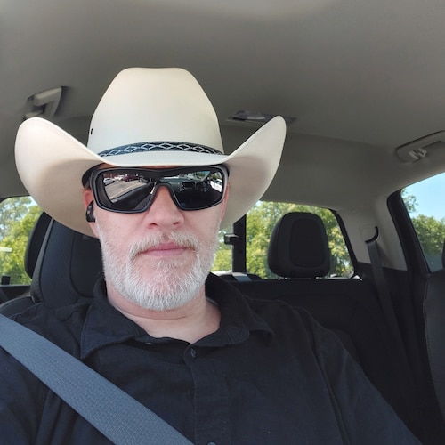 Public Figure, Anti Corruption Advocate, Independent Agent Consultant, & Ordained Minister.