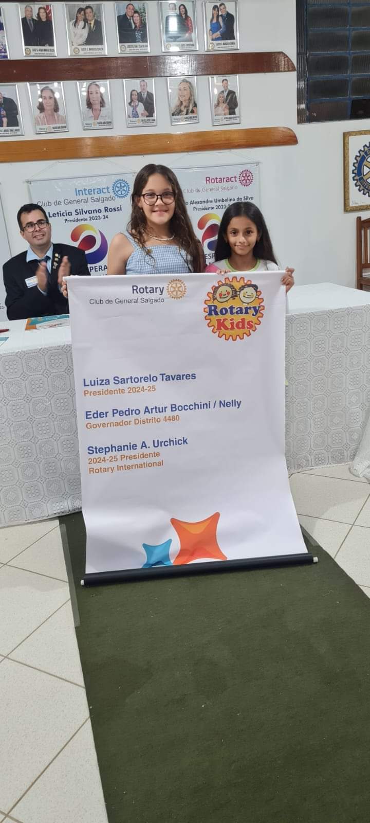 Texto do Rotary Kids de General Salgado:

Na noite deste sábado, 13 de Julho, tivemos a transmissão ...