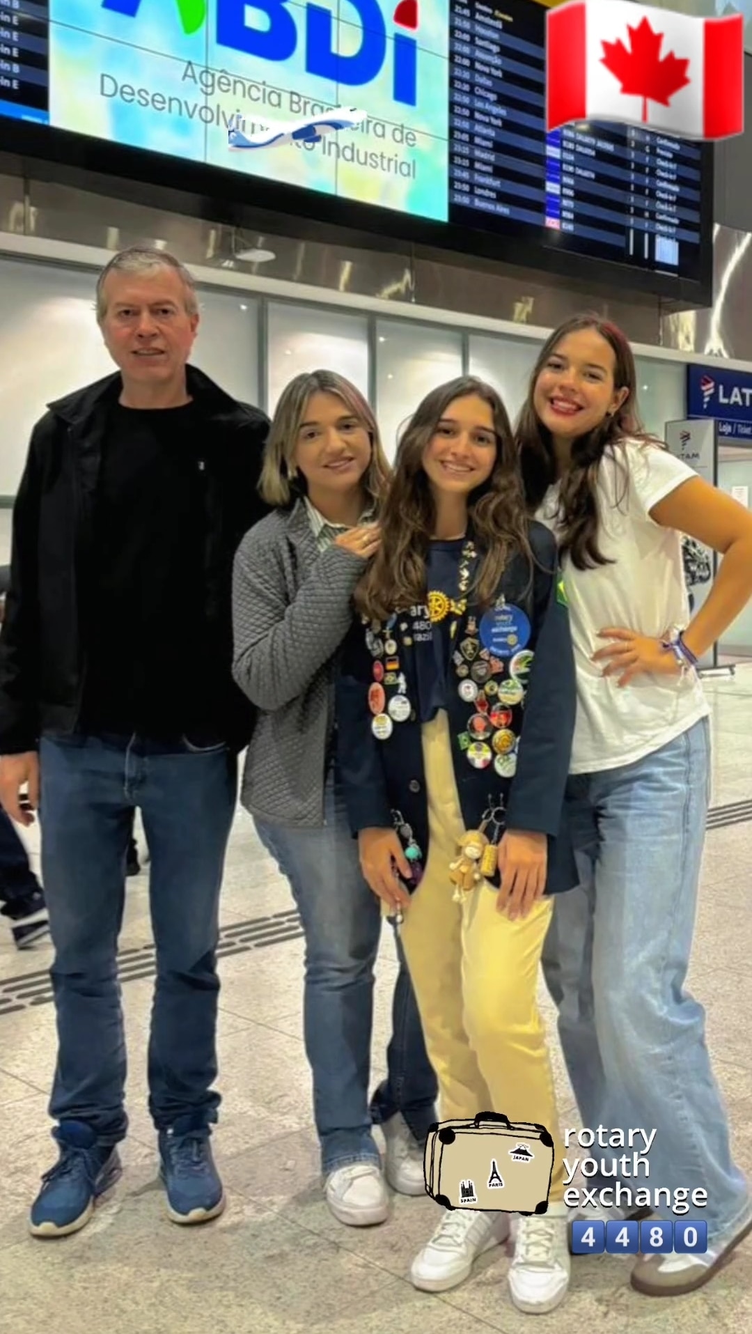 Texto do YEP4480:

Nosso chegadas e partidas agora é o embarque da nossa querida Maria Leonor com de...