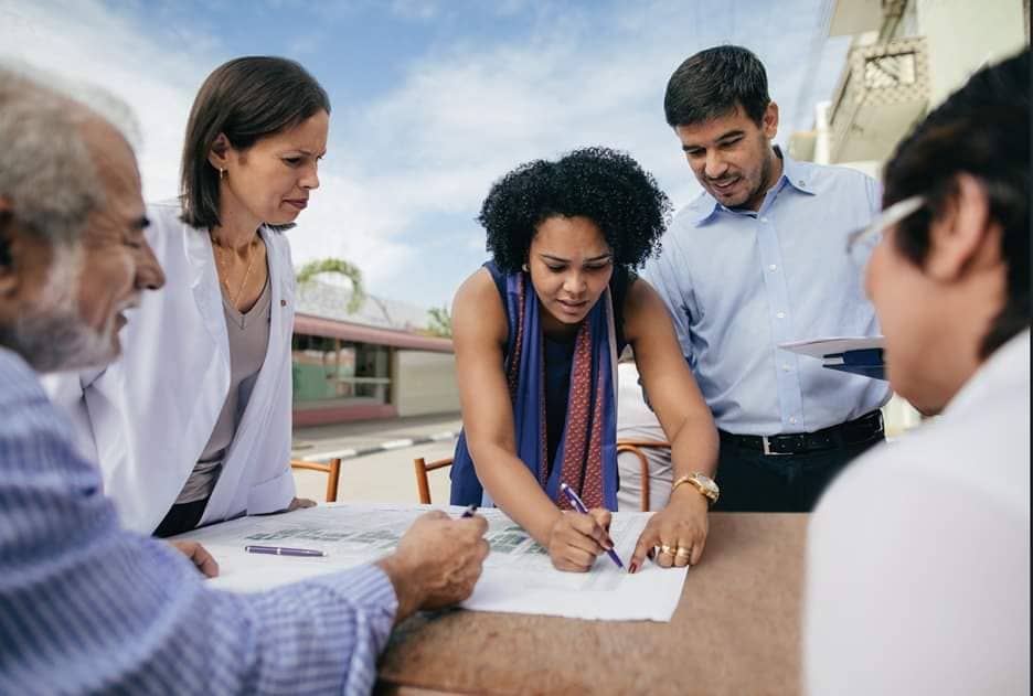 Venha para o #Rotary para:
- Fazer amizades
- Fazer trabalho voluntário
- Fazer contatos internacion...