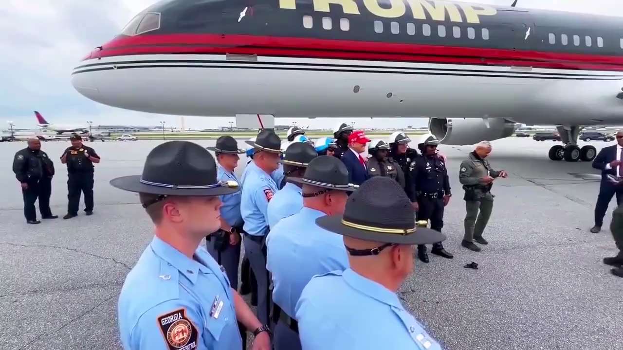 LOVE OUR BEAUTIFUL HEROES!!! 💙🇺🇸🥳🥳