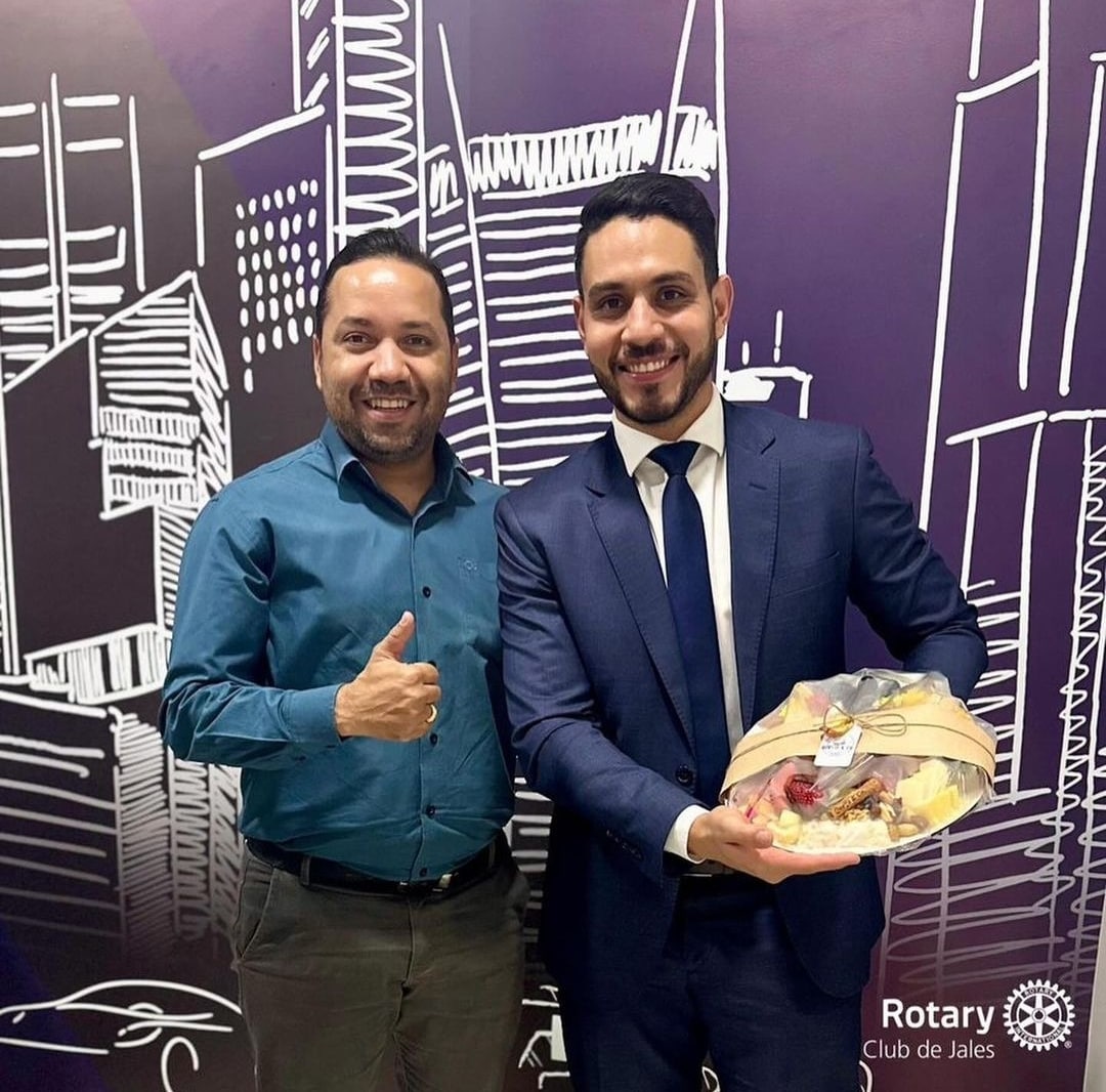 Texto do Rotary Club de Jales:

Sexto Leilão Fraterno do Rotary Club de Jales

Realizamos o nosso se...