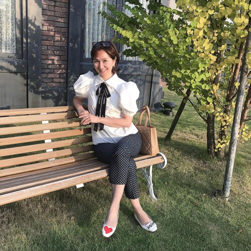 Passionate female entrepreneur thriving in travel, fitness, and golf, seamlessly merging passion with business expertise...