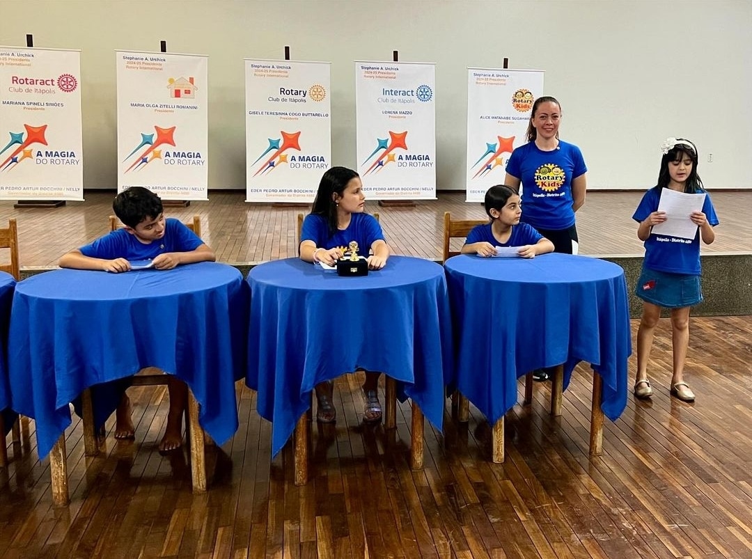 Texto do Rotary Kids de Itápolis:

No dia 4 de outubro aconteceu, na sede do Rotary Club de Itápolis...