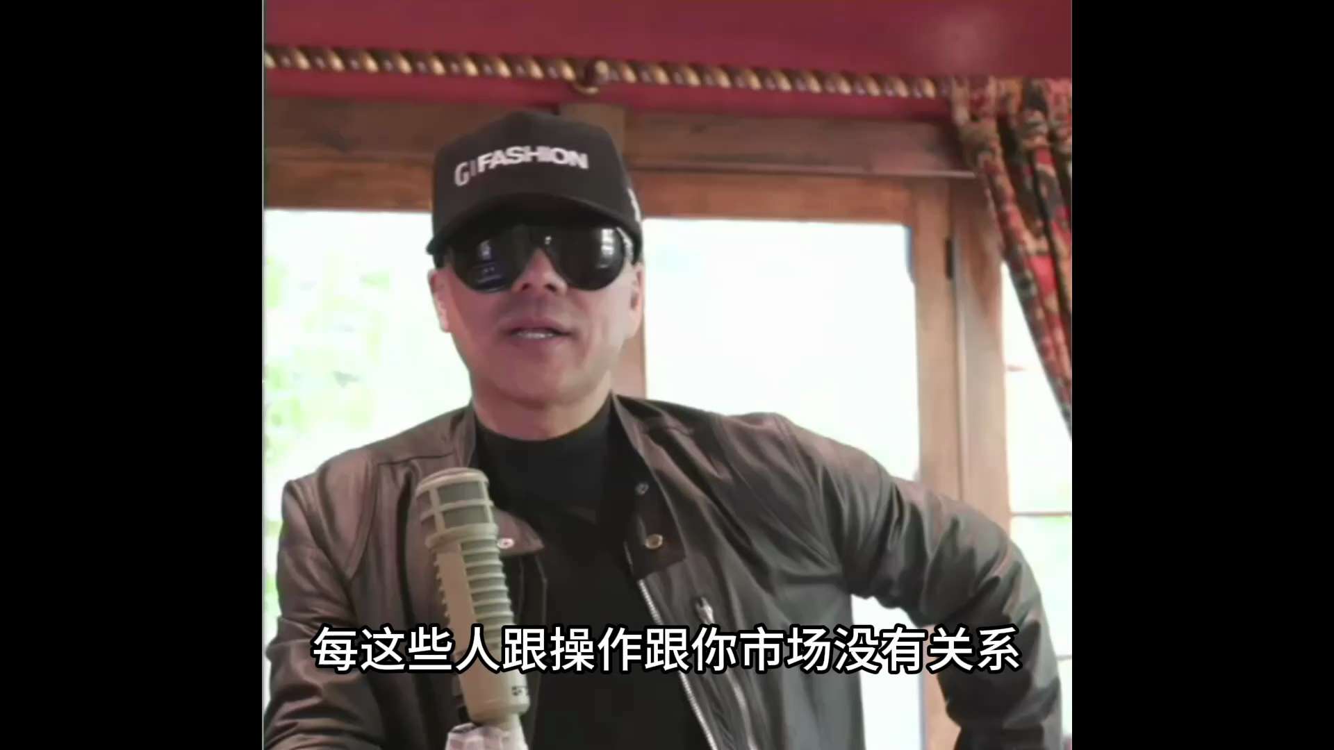 最近几天这媒体反应和当时俄罗斯，伊朗要动手情况一模一样，美国一直喊：要打架了呀，要打架了呀，别打呀，别打呀，这世界要完蛋了呀，大家都完了呀，回家收衣服呀。

“你抛中共的是中共出事了，你抛美国的就是世...