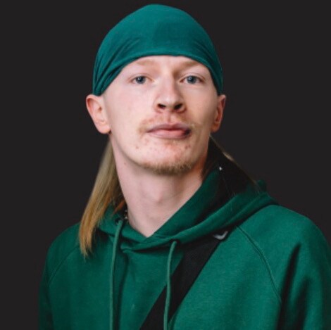 currently somewhere over in the dragons kingdom