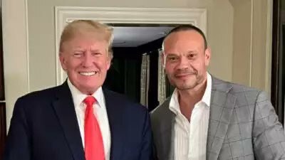 Let your voices be heard. We can show Trump that you support Dan Bongino as USSS Director.

If you want Dan Bongino to be the Director of the Secret Service, put a “👍”  in the comments!
