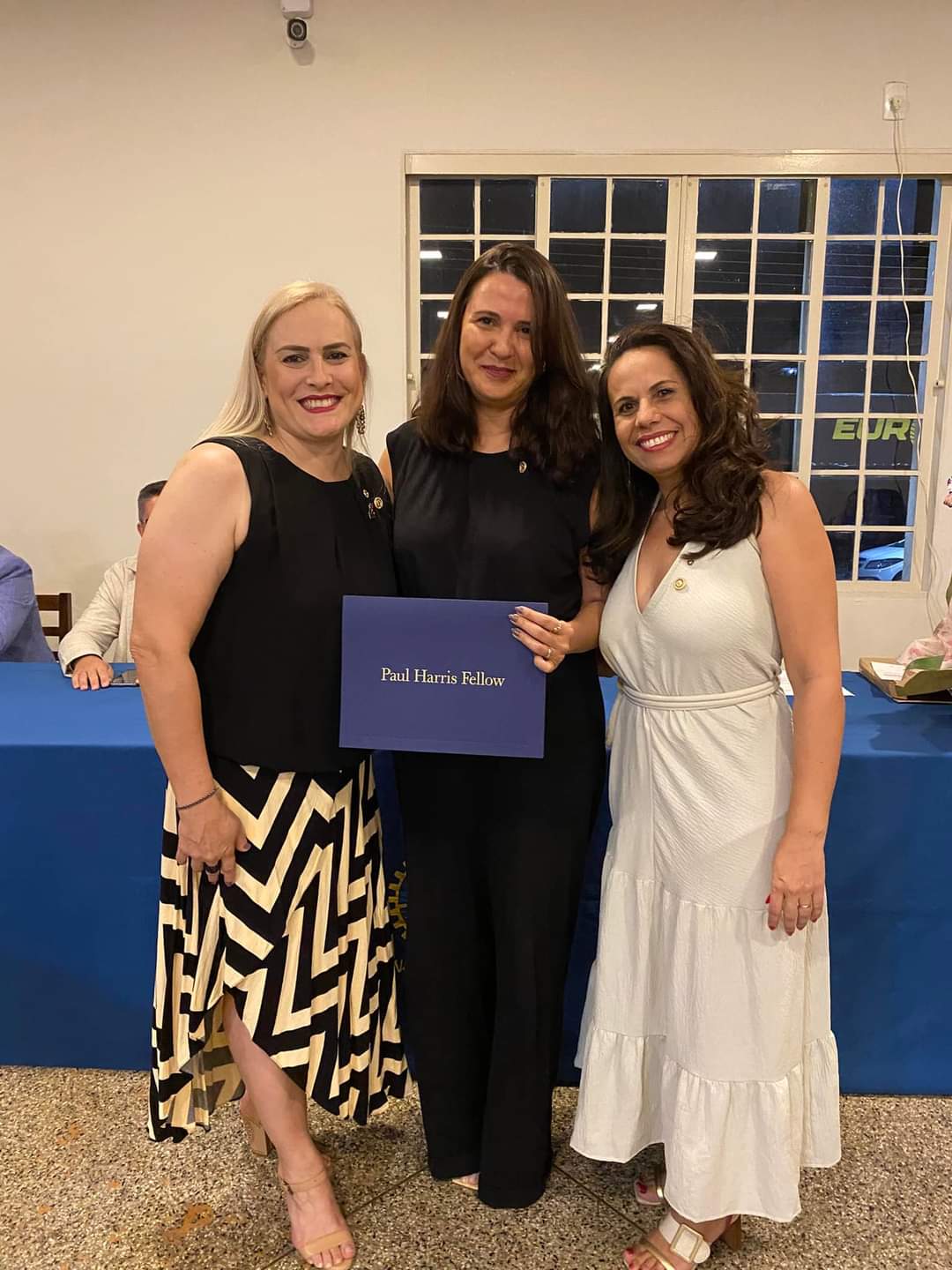 Texto do Rotary Club de Votuporanga - Novas Gerações:

Na noite desta quarta-feira (27/11) recebemos...