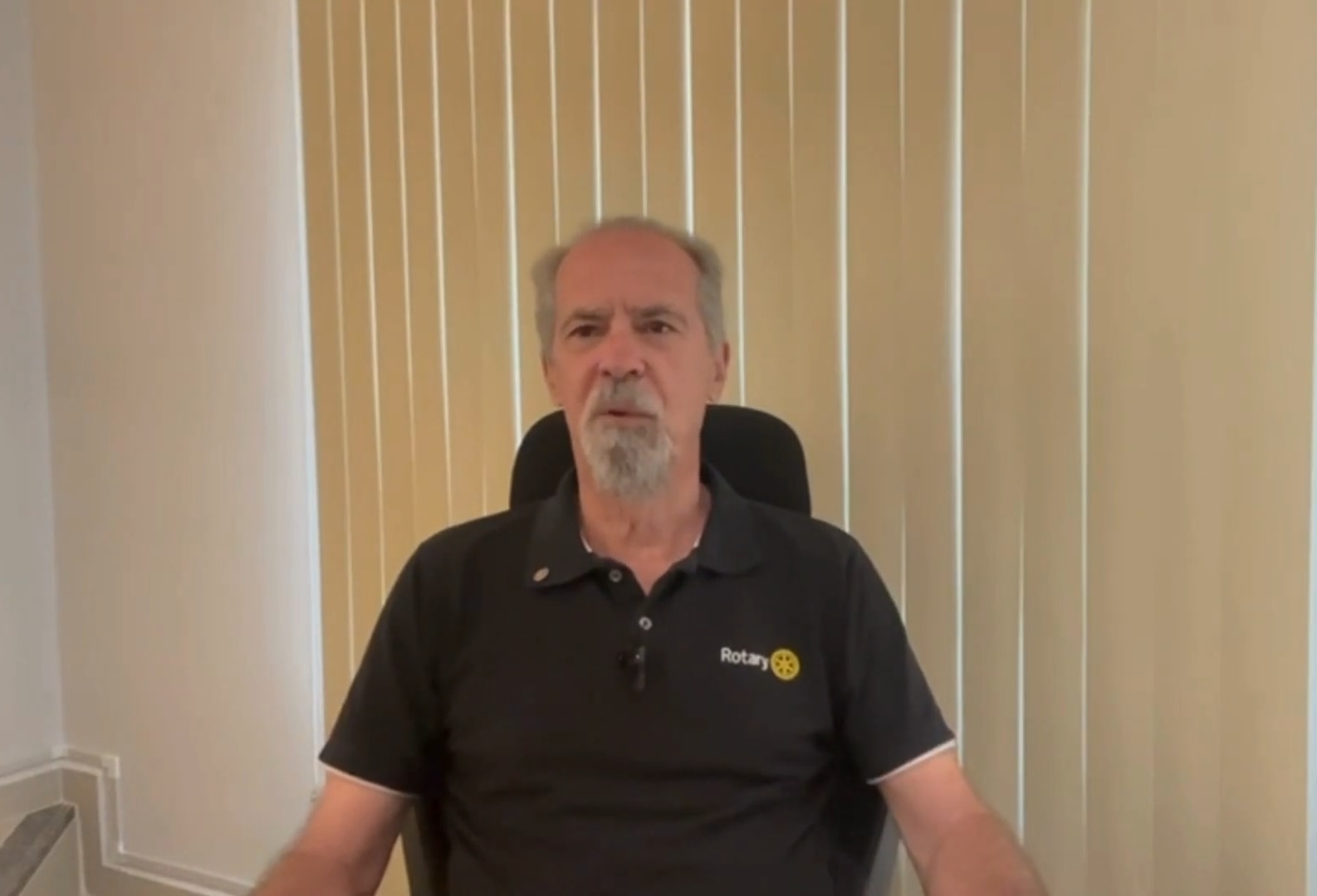 Pingos de Rotary

Temos vídeo novo no nosso canal do YouTube.

O tema de hoje: Central de Aprendizad...