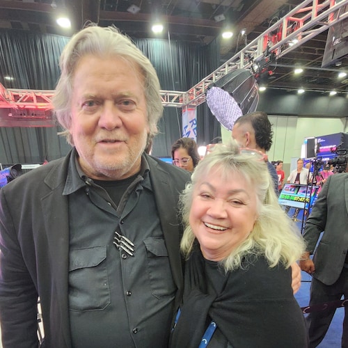 Retired HBO Original Movies On-Air Promo Designer. Former FOX The Late Show starring Joan Rivers & Arsenio Hall Bumper D...