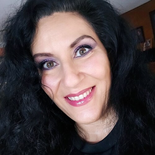 America 1st wife, mom, professional musician & graphic artist http://triggeredhappyts.com - Patriotic Merch