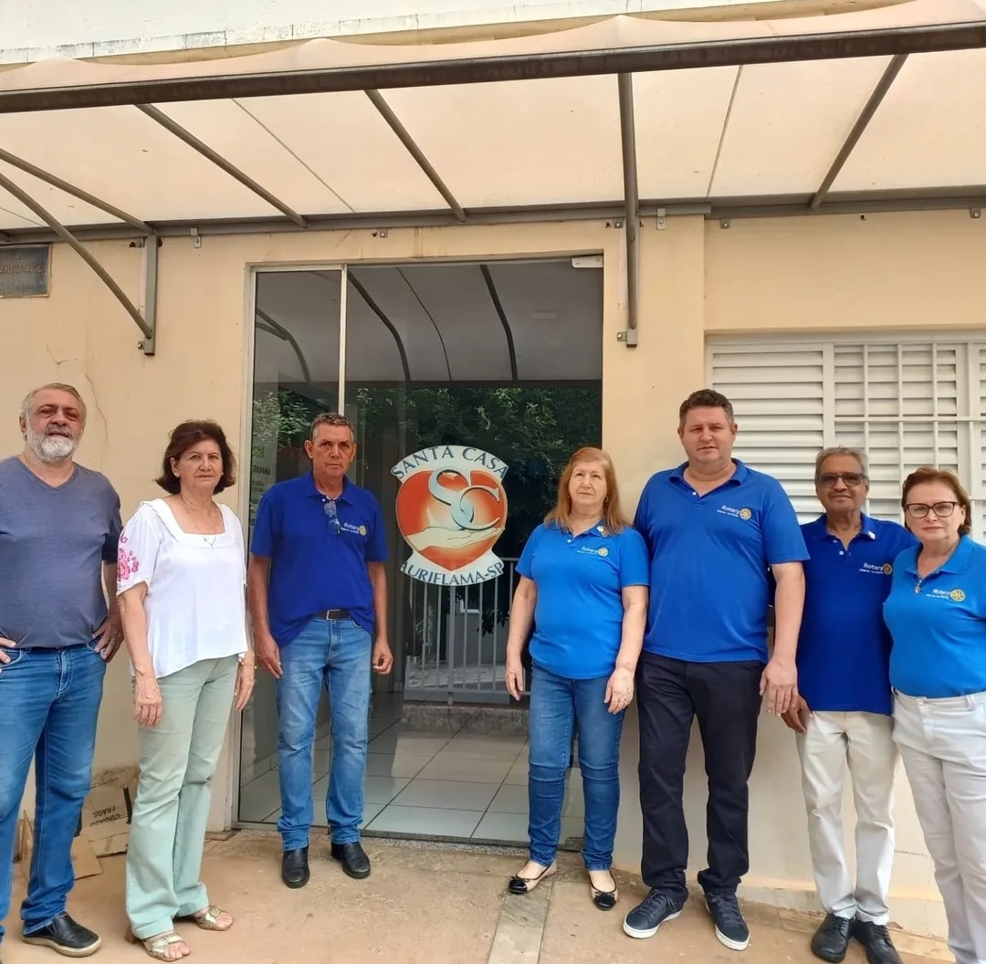 No último sábado, dia 01/02, o Rotary Club de Auriflama fez a entrega da doação de 02 carros maca Fl...